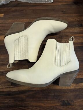 Portland Leather Goods Patina Bone Dakota Boot Size 8